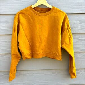 Girlfriend Collective cropped crew